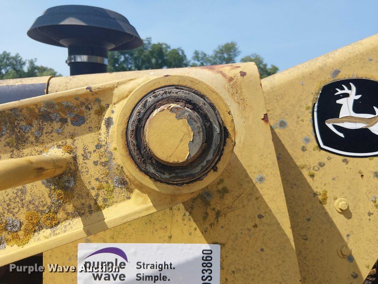 image for item DS3860 John Deere 210LE landscape tractor