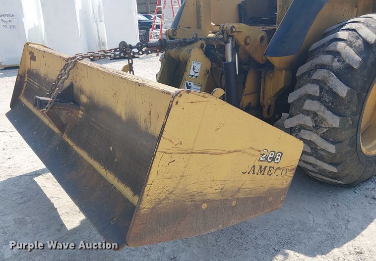 image for item DS3860 John Deere 210LE landscape tractor