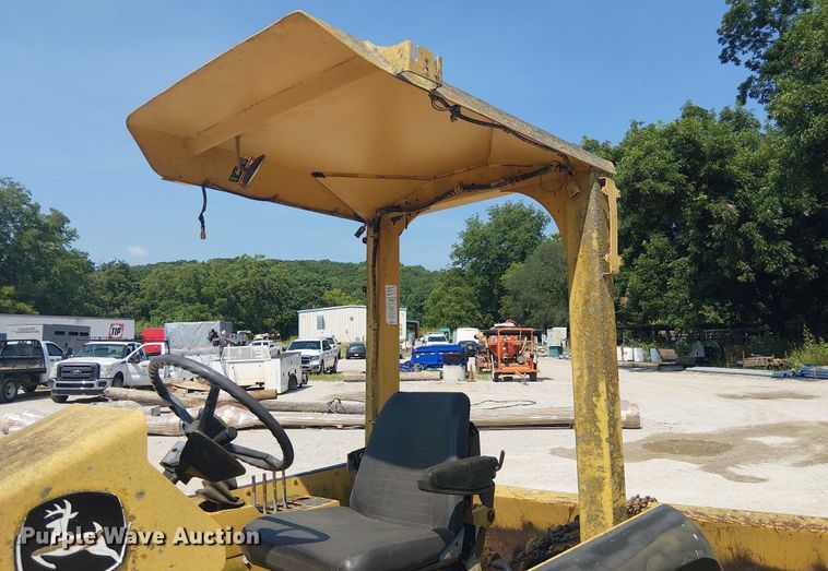 image for item DS3860 John Deere 210LE landscape tractor