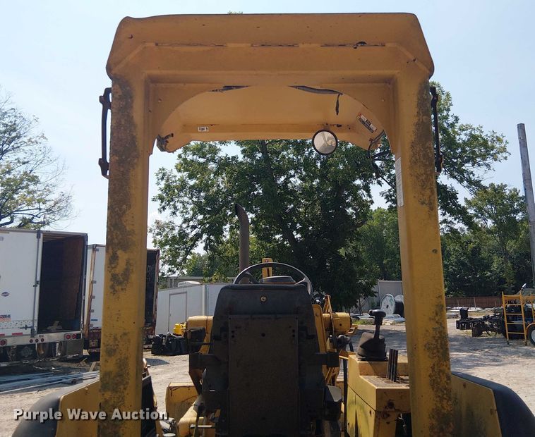 image for item DS3860 John Deere 210LE landscape tractor