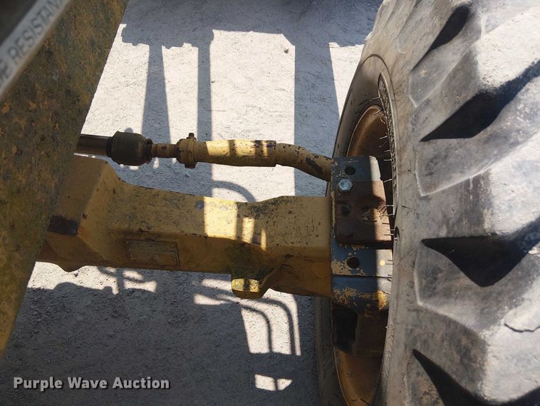 image for item DS3860 John Deere 210LE landscape tractor