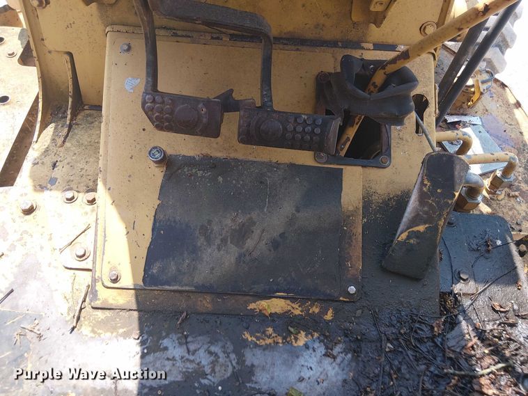 image for item DS3860 John Deere 210LE landscape tractor