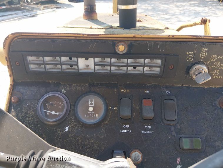 image for item DS3860 John Deere 210LE landscape tractor