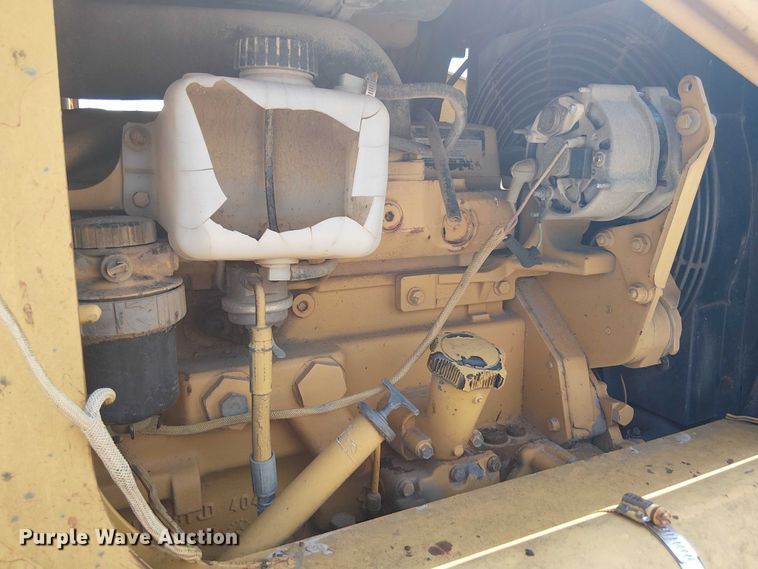 image for item DS3860 John Deere 210LE landscape tractor