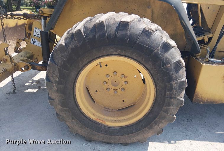 image for item DS3860 John Deere 210LE landscape tractor