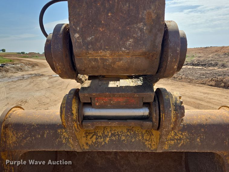 image for item DT4952 2016 Caterpillar 330FL excavator