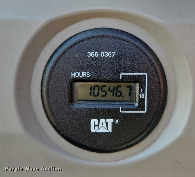 image for item DT4952 2016 Caterpillar 330FL excavator