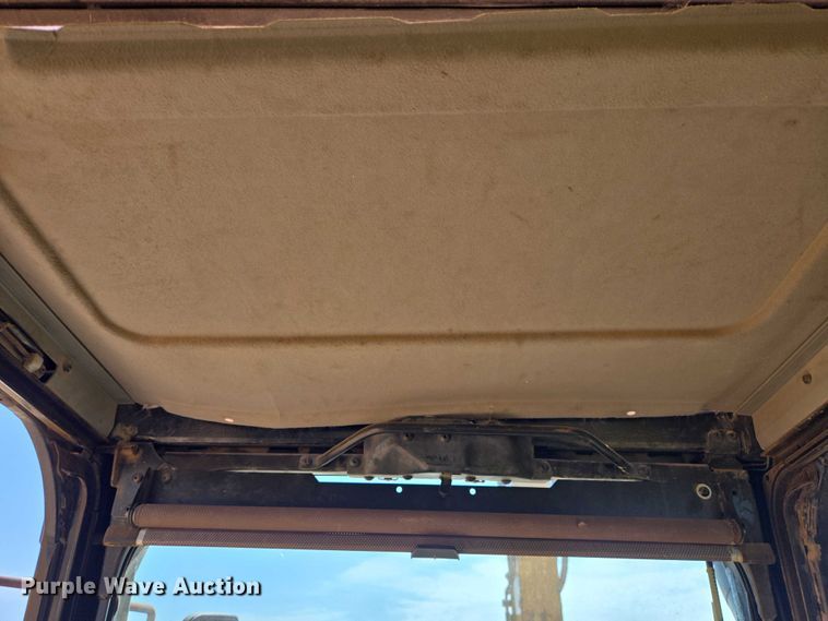 image for item DT4952 2016 Caterpillar 330FL excavator