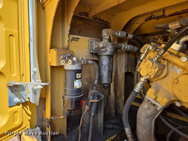 image for item DT4952 2016 Caterpillar 330FL excavator