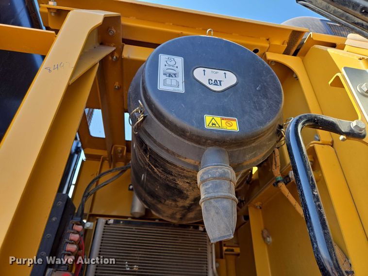 image for item DT4952 2016 Caterpillar 330FL excavator