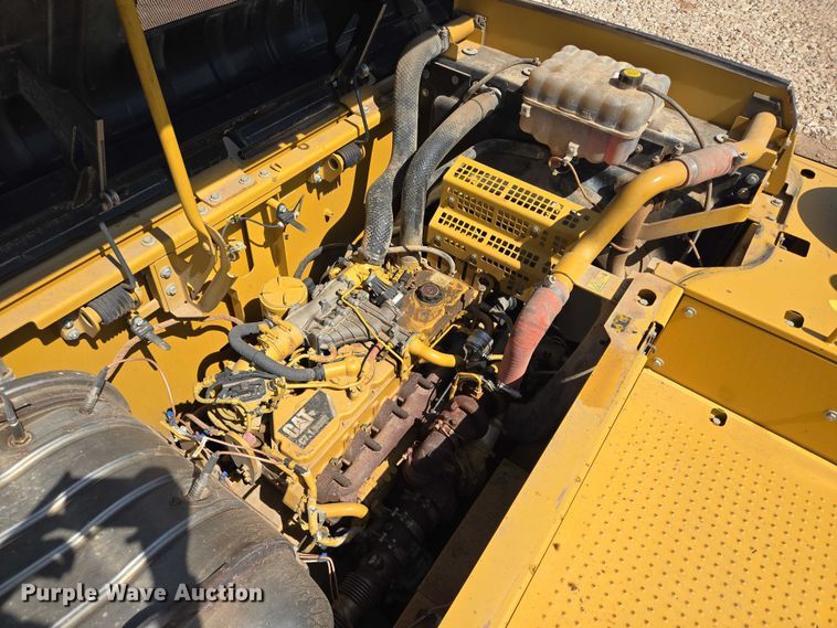 image for item DT4952 2016 Caterpillar 330FL excavator