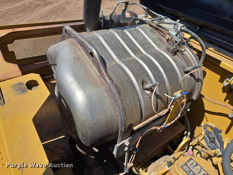 image for item DT4952 2016 Caterpillar 330FL excavator