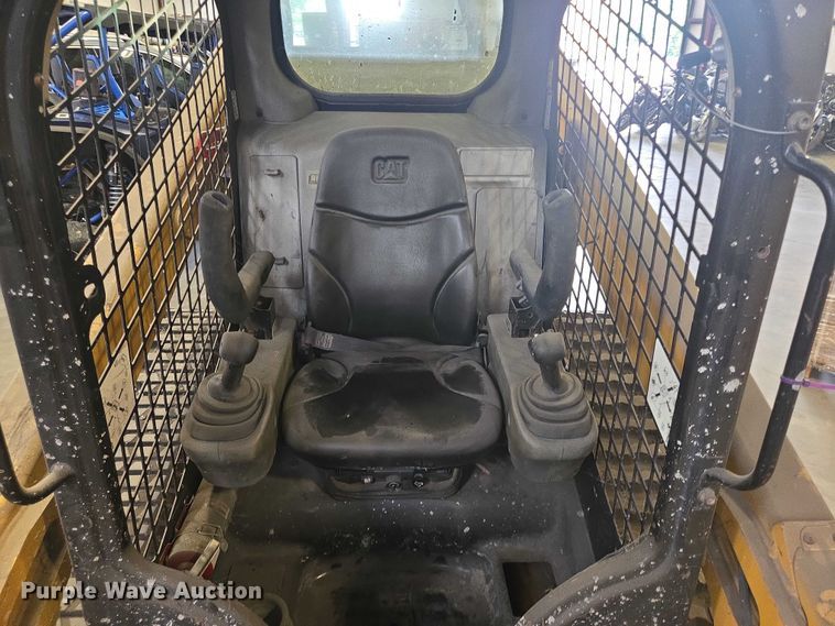 image for item DT4955 2016 Caterpillar 299D2 tracked skid steer loader