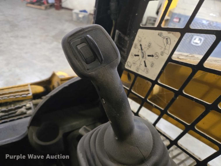 image for item DT4955 2016 Caterpillar 299D2 tracked skid steer loader