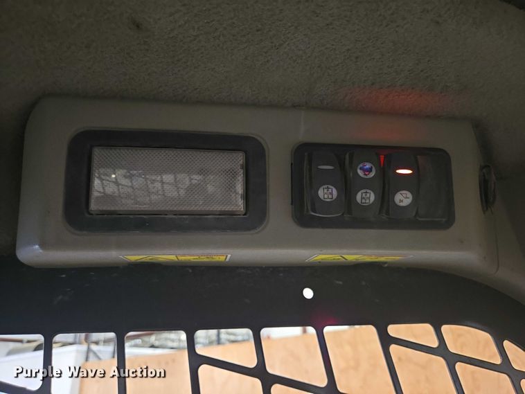 image for item DT4955 2016 Caterpillar 299D2 tracked skid steer loader