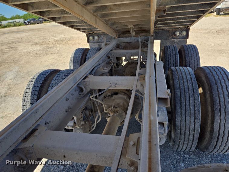 image for item DT4956 1993 Peterbilt 378 dump truck