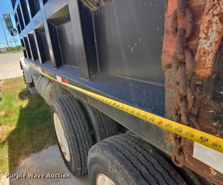 image for item DT4956 1993 Peterbilt 378 dump truck