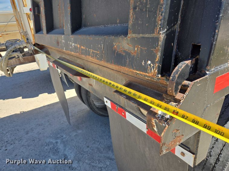 image for item DT4956 1993 Peterbilt 378 dump truck