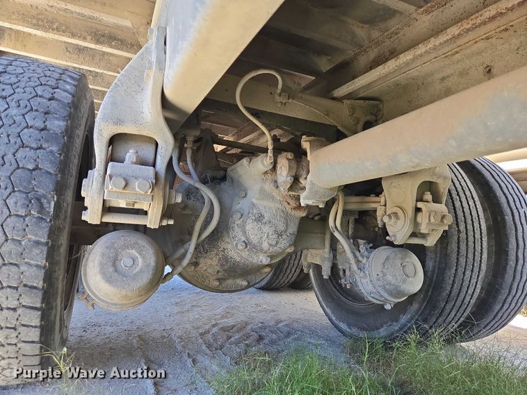 image for item DT4956 1993 Peterbilt 378 dump truck