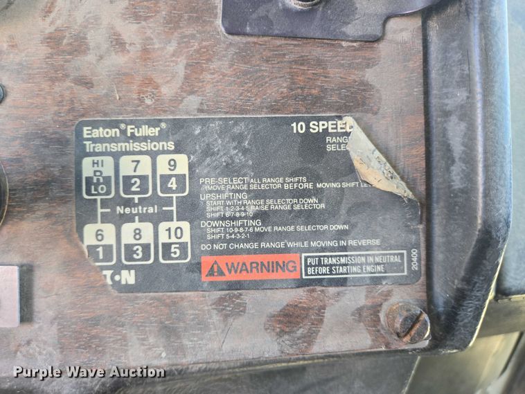 image for item DT4956 1993 Peterbilt 378 dump truck