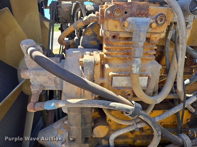 image for item DT4956 1993 Peterbilt 378 dump truck