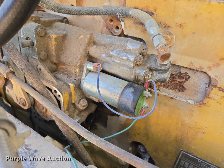 image for item DT4956 1993 Peterbilt 378 dump truck