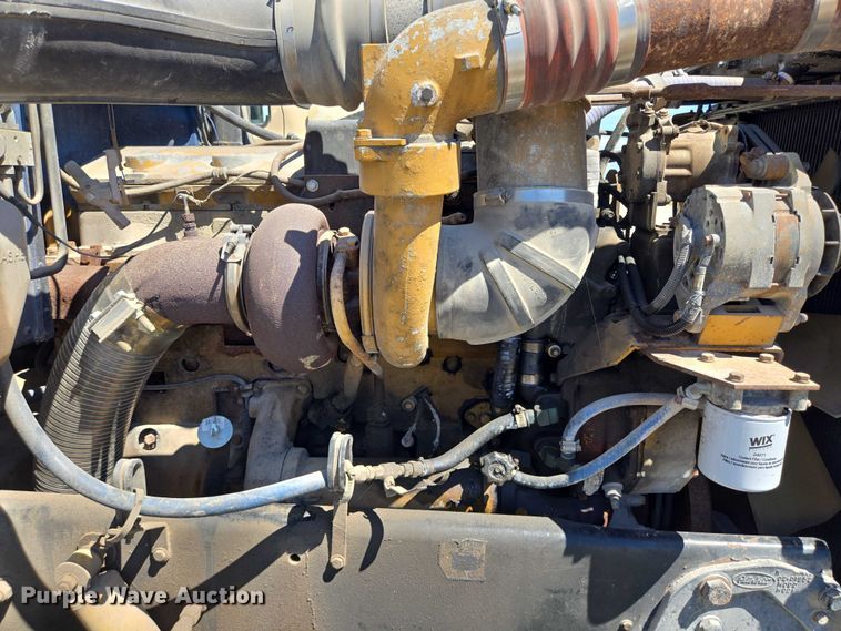 image for item DT4956 1993 Peterbilt 378 dump truck