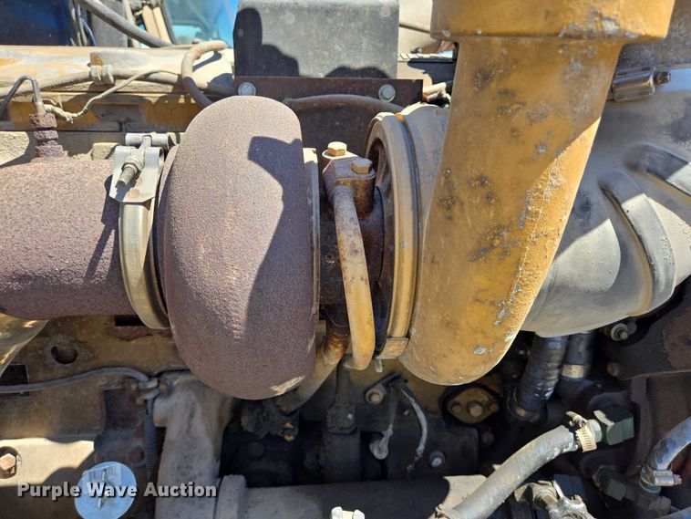 image for item DT4956 1993 Peterbilt 378 dump truck