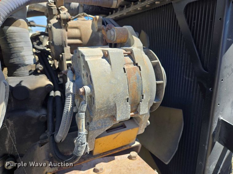 image for item DT4956 1993 Peterbilt 378 dump truck