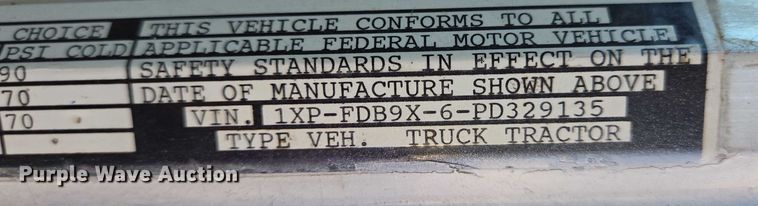 image for item DT4956 1993 Peterbilt 378 dump truck