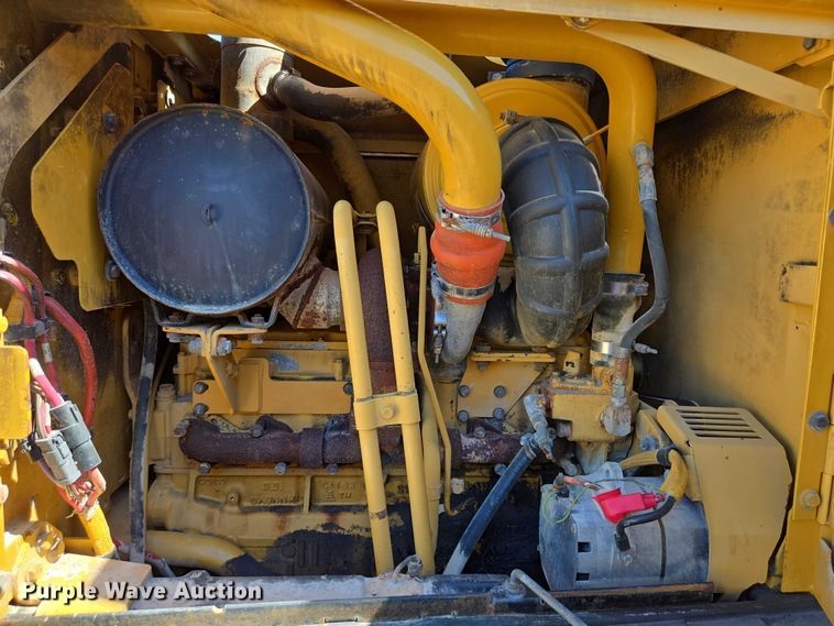 image for item DT4957 2003 Caterpillar 120H motor grader