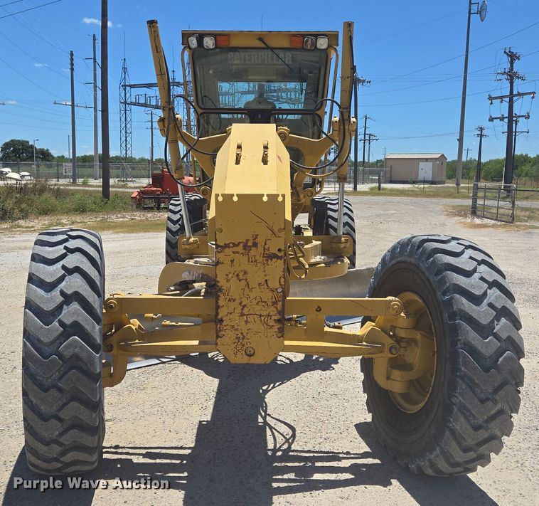 MOTOCONFORMADORA CATERPILLAR 120H 2002