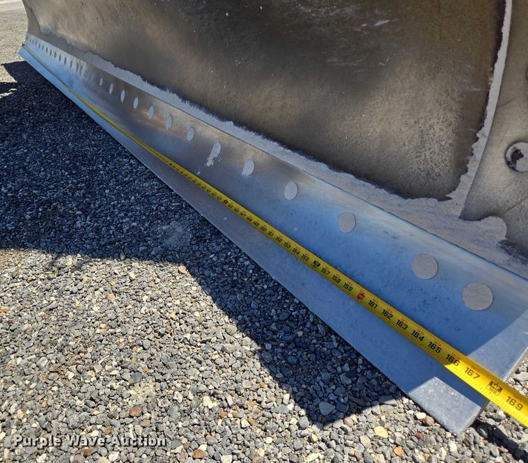 image for item DT4958 2002 Caterpillar 120H motor grader