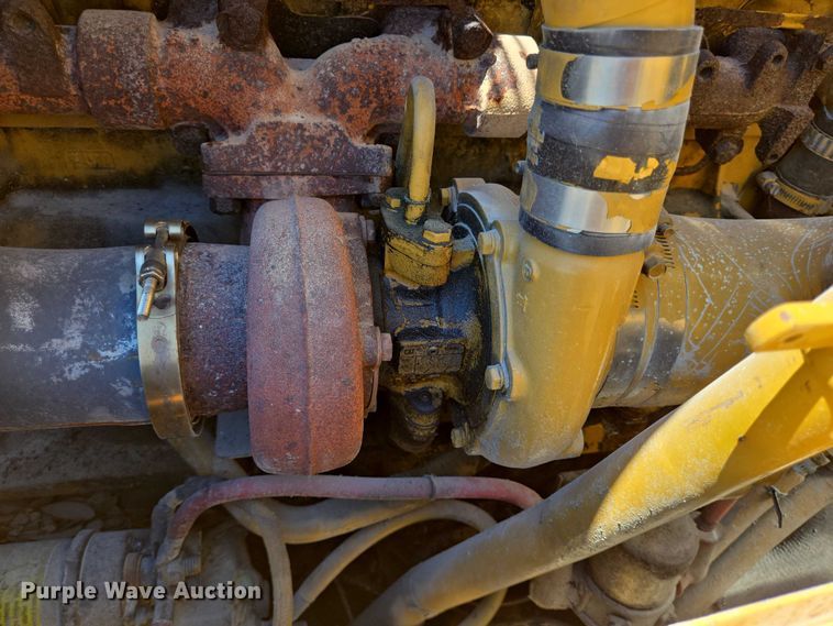 image for item DT4958 2002 Caterpillar 120H motor grader