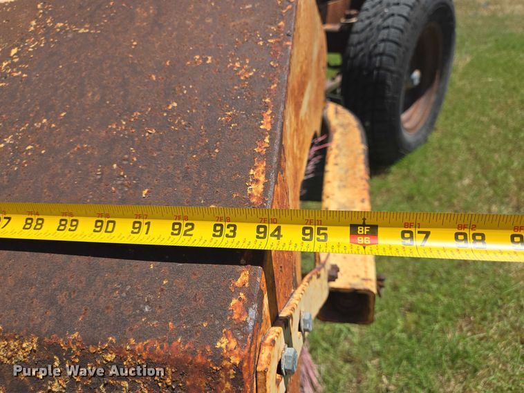 image for item DT4959 1992 Waldon Sweep Master II broom