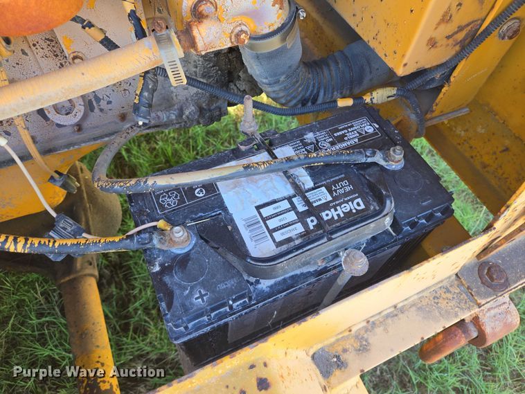 image for item DT4959 1992 Waldon Sweep Master II broom