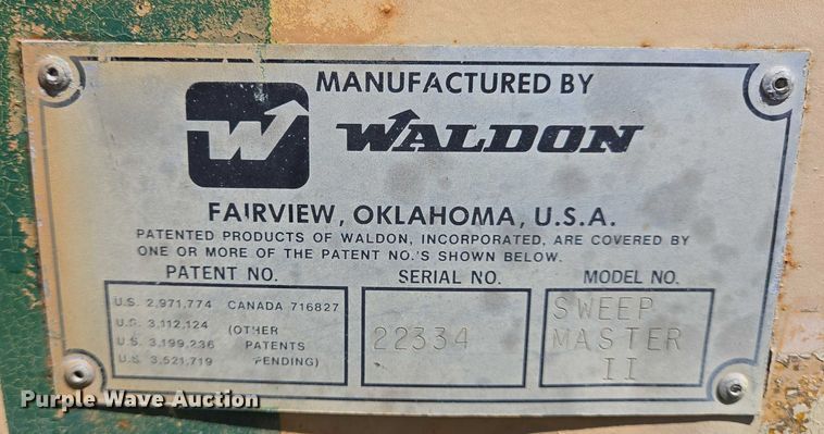 image for item DT4959 1992 Waldon Sweep Master II broom