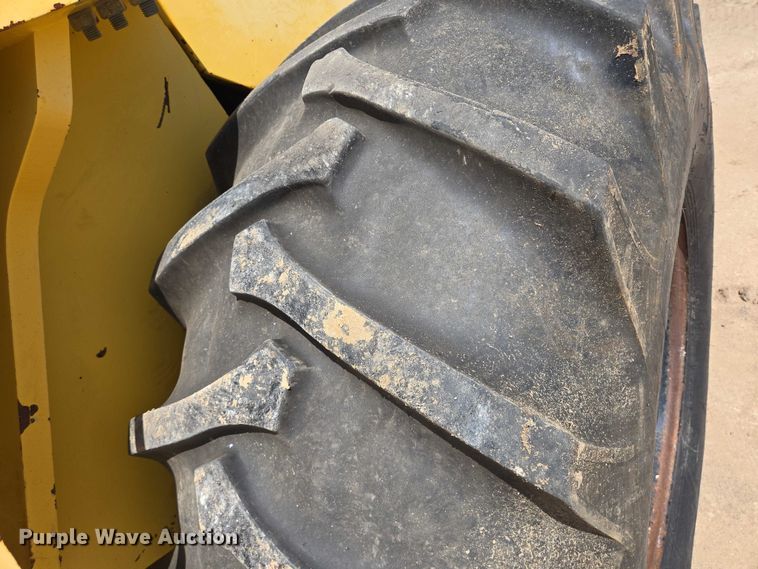 image for item DT4961 2009 Sakai SV505 single drum vibratory roller