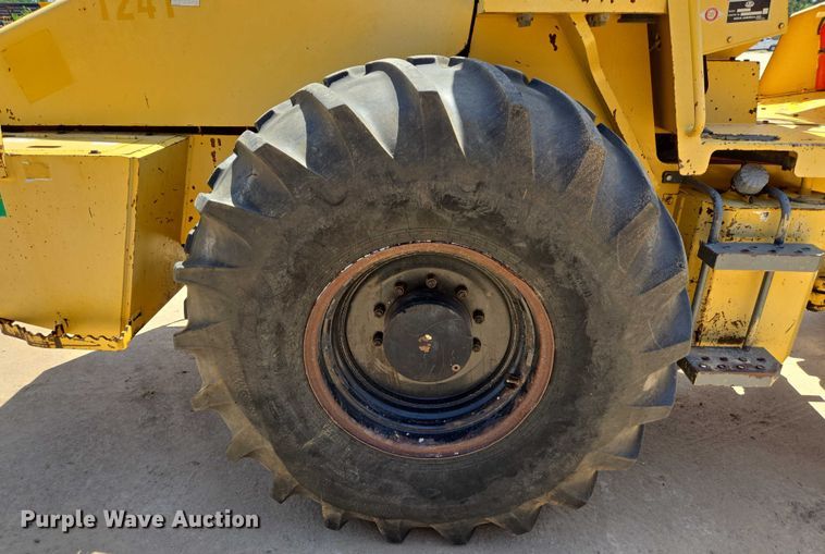 image for item DT4961 2009 Sakai SV505 single drum vibratory roller