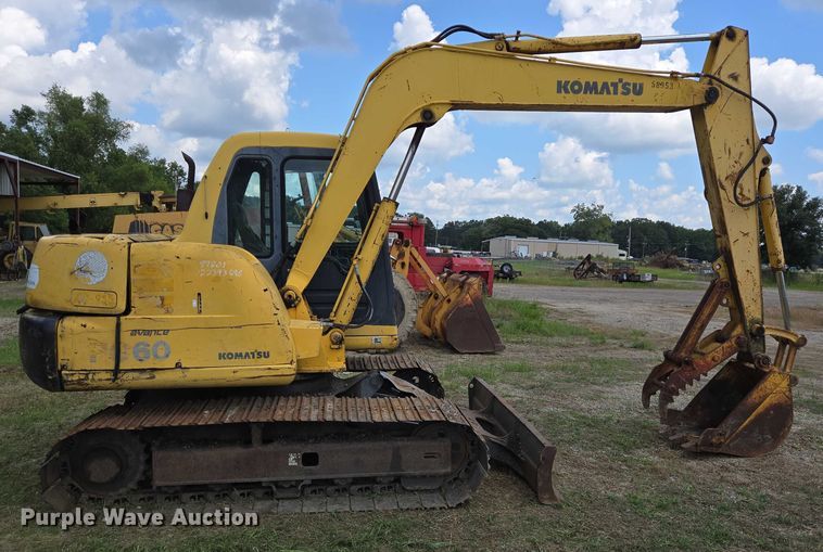 EXCAVADORA 2001 KOMATSU PC607E