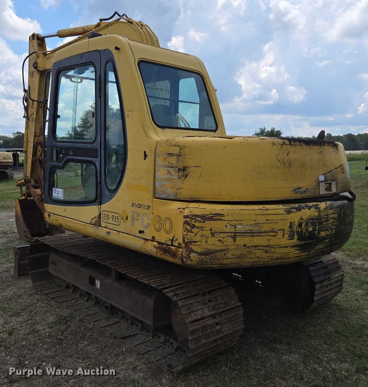 image for item DT4963 2001 Komatsu PC60-7E mini excavator