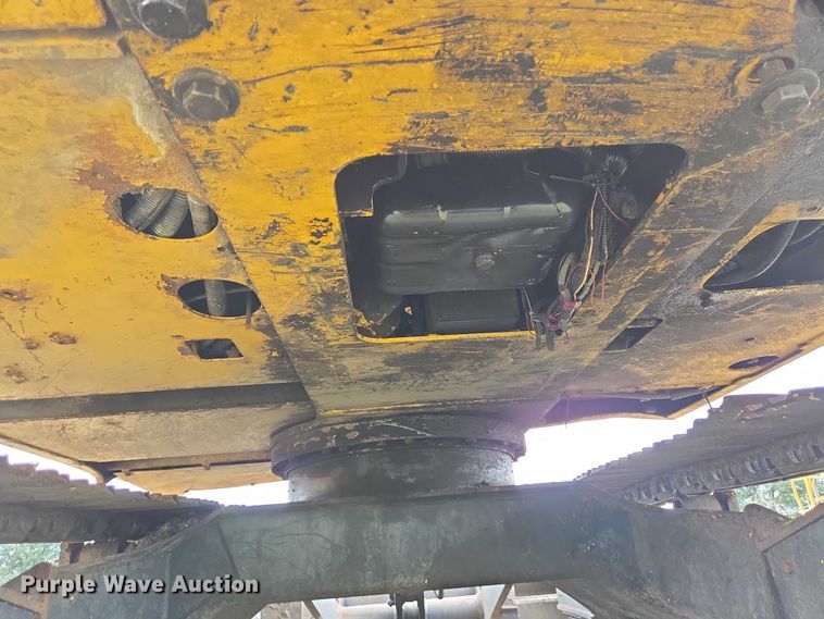 image for item DT4963 2001 Komatsu PC60-7E mini excavator