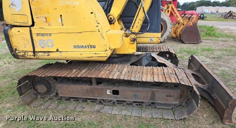image for item DT4963 2001 Komatsu PC60-7E mini excavator
