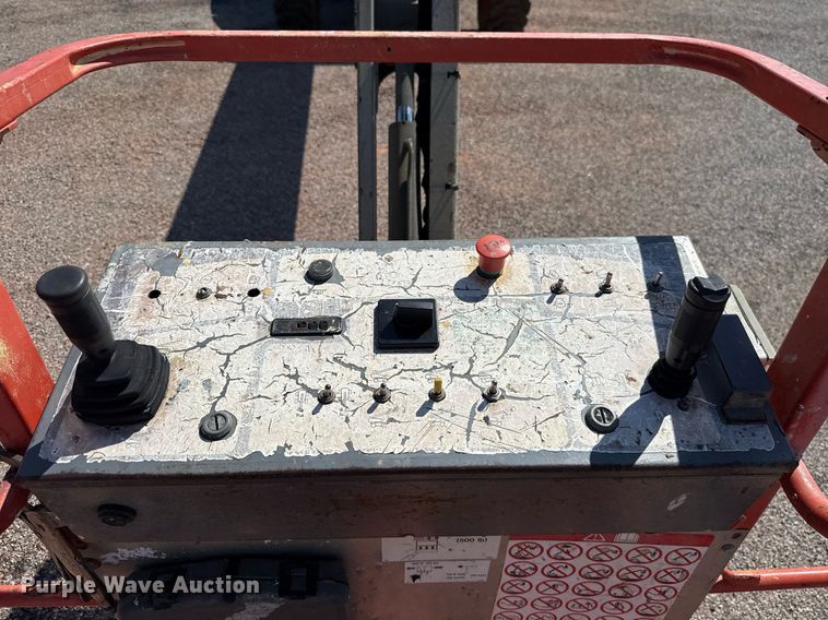 image for item DT6718 2013 Skyjack SJ66t boom lift