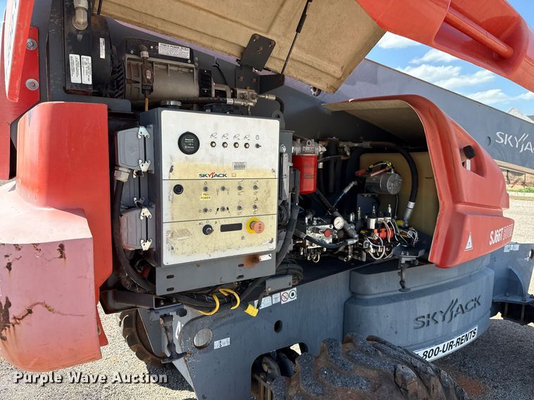 image for item DT6718 2013 Skyjack SJ66t boom lift