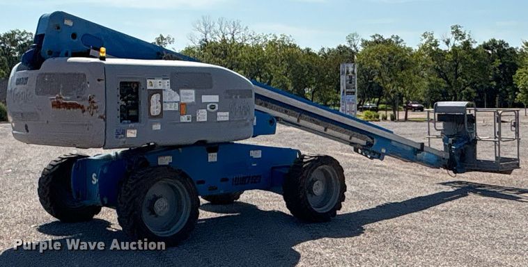 image for item DT6719 2013 Genie S-60X boom lift