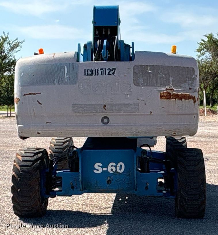 image for item DT6719 2013 Genie S-60X boom lift