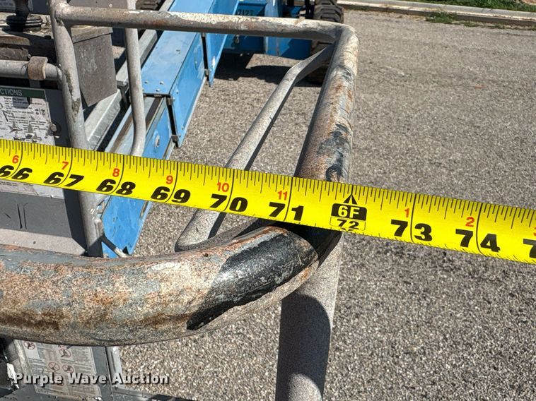 image for item DT6719 2013 Genie S-60X boom lift