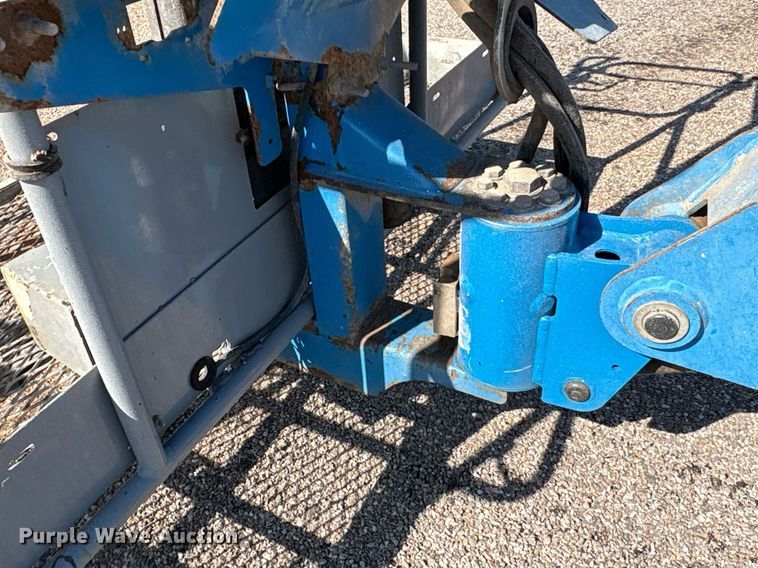 image for item DT6719 2013 Genie S-60X boom lift