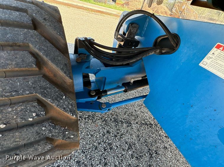 image for item DT6719 2013 Genie S-60X boom lift